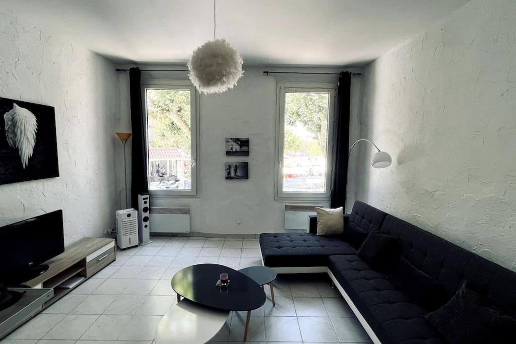 So'Conciergerie -Studio Situe Dans Le Centre Ville كاسيس المظهر الخارجي الصورة